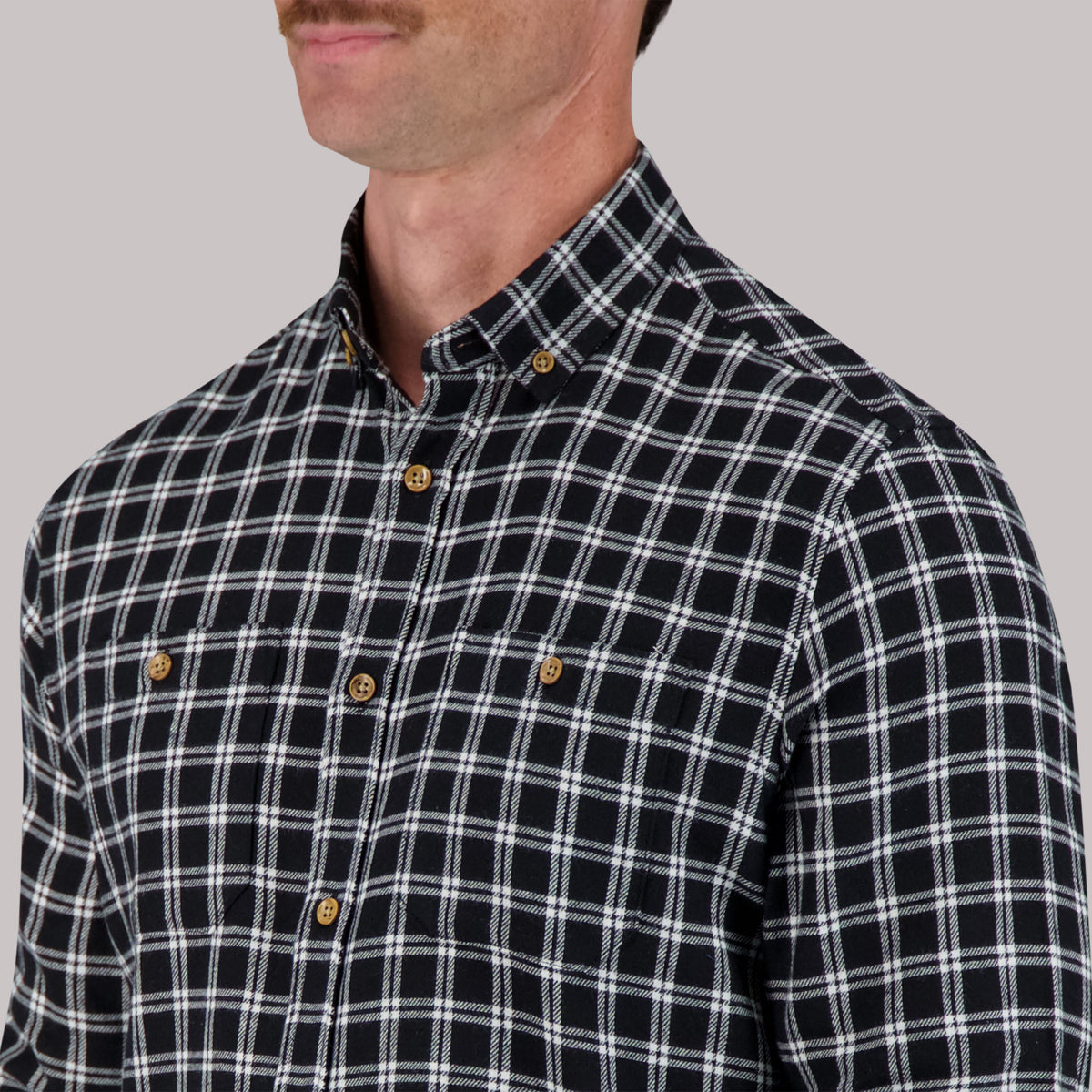 Long Sleeve Cotton Flannel Plaid Woven Sport Shirt in Black